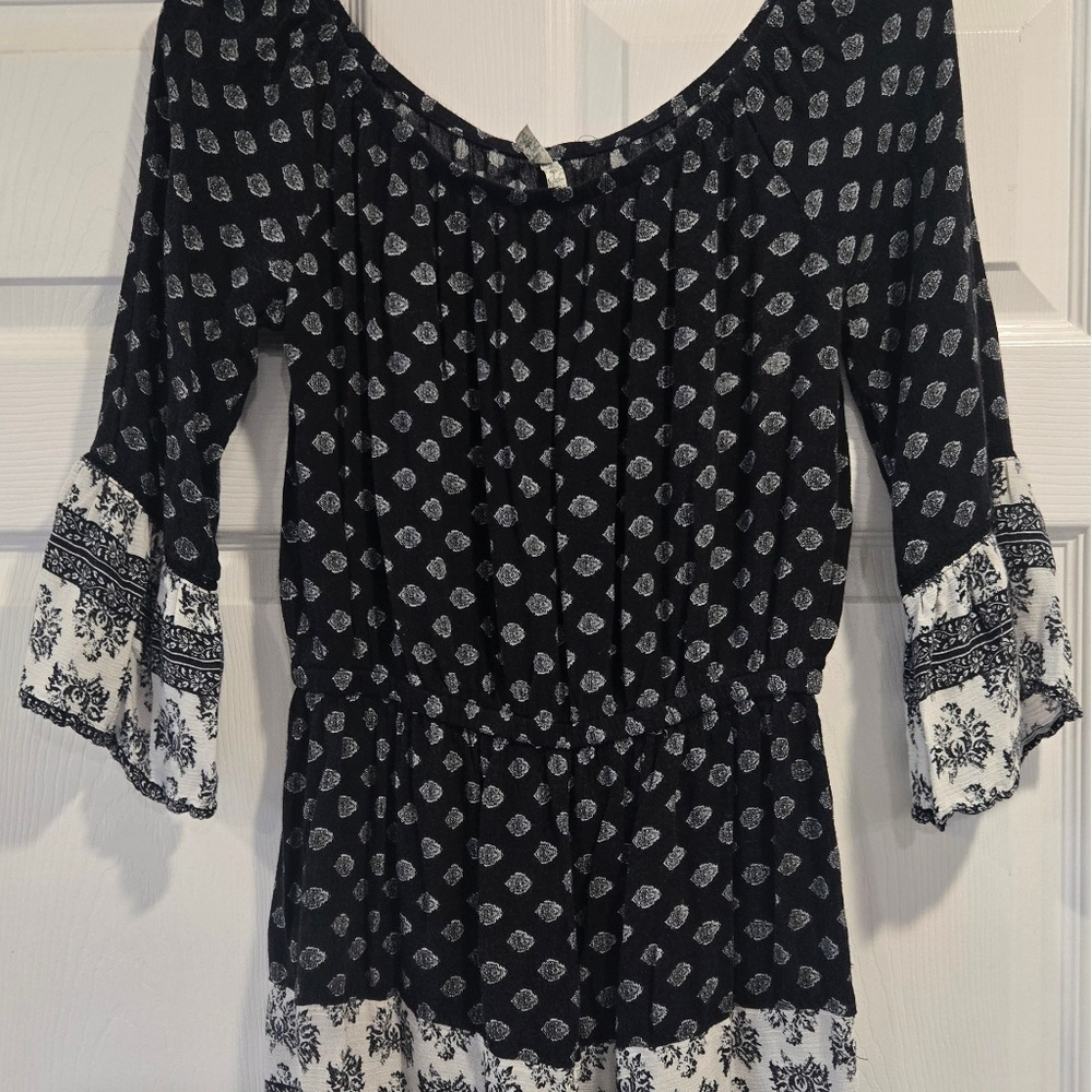 Mudd Womens Black White Mixed Print Boho Romper 3/4 Bell Sleeve Size‎ S